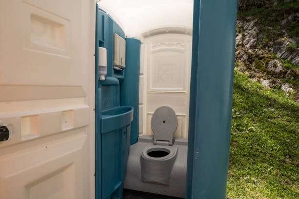 Best Portable restroom trailer rental  in Mojave, CA